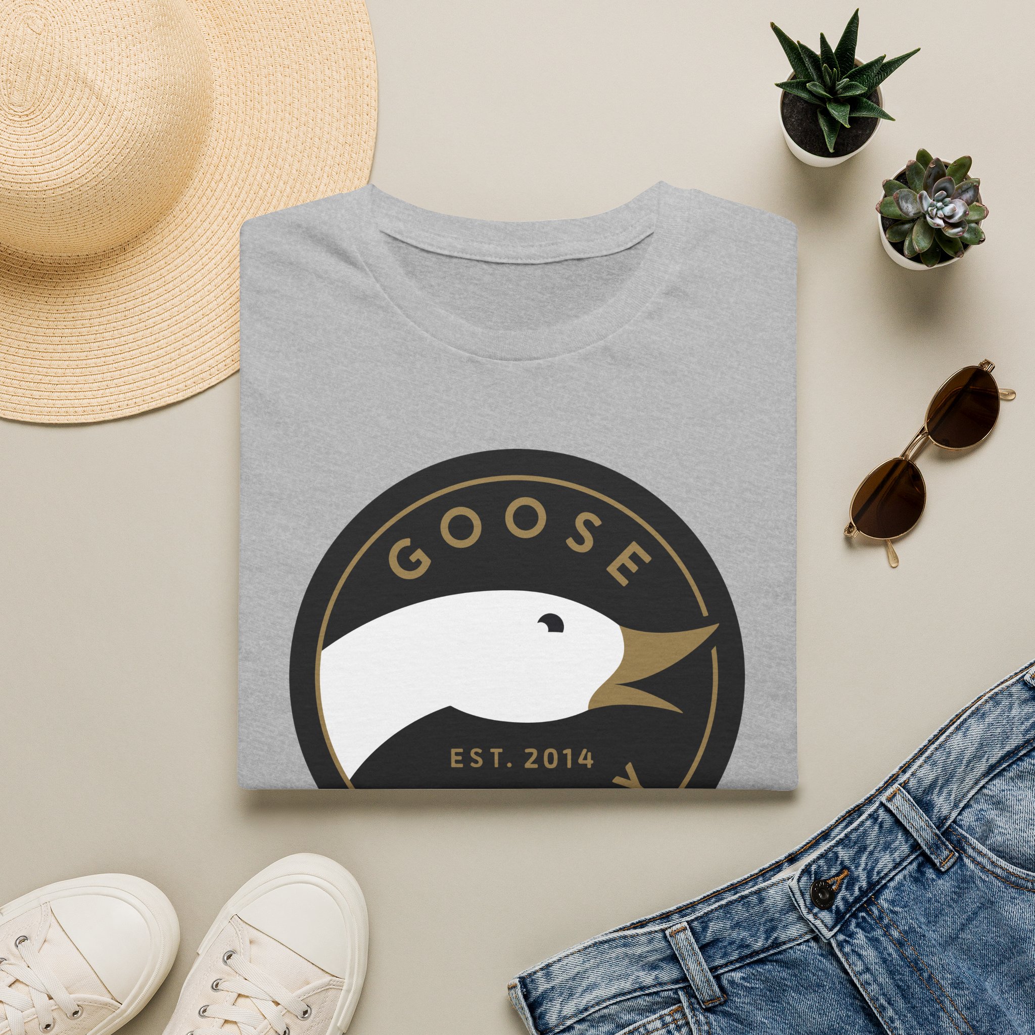 Goose Goose Island Lot Shirt Unisex Softstyle - Image 9